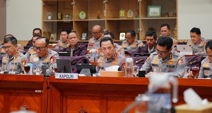 Polri Sukses Salurkan 195 Ribu Ton Beras SPHP di 2025