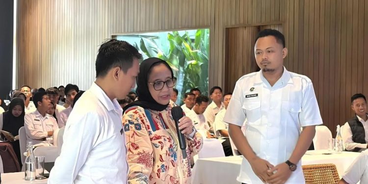 Program Makan Bergizi Gratis Tidak Wajib bagi Sekolah