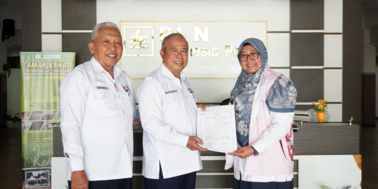 PLN Dukung Penguatan Posko PMI Pasuruan Melalui Program CSR