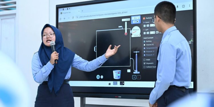 Transformasi Digitalisasi Pembelajaran Sains di Sekolah