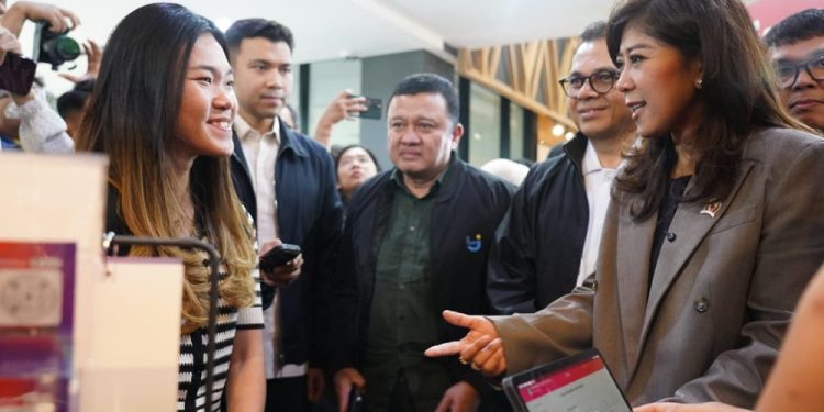 Pemerintah Terapkan Registrasi SIM Card Biometrik untuk Cegah Kejahatan Digital