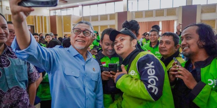 Pengemudi Ojol Sambut Positif Bantuan Sembako Murah dari Menko Pangan