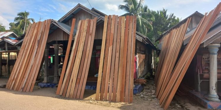 Progres Perbaikan Rumah Korban Banjir Bandang di Balangan Terus Berlanjut