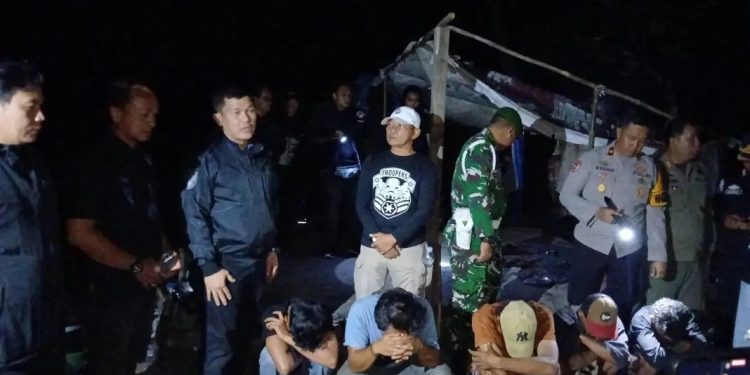 Tim Gabungan Polda Babel Amankan 15 Orang dalam Penggerebekan Narkoba di Bangka Selatan