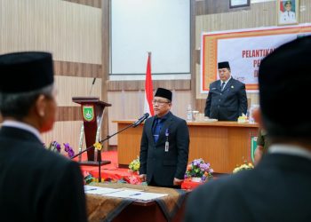 Pemko Dumai Lantik 54 Pejabat Baru untuk Tingkatkan Kinerja