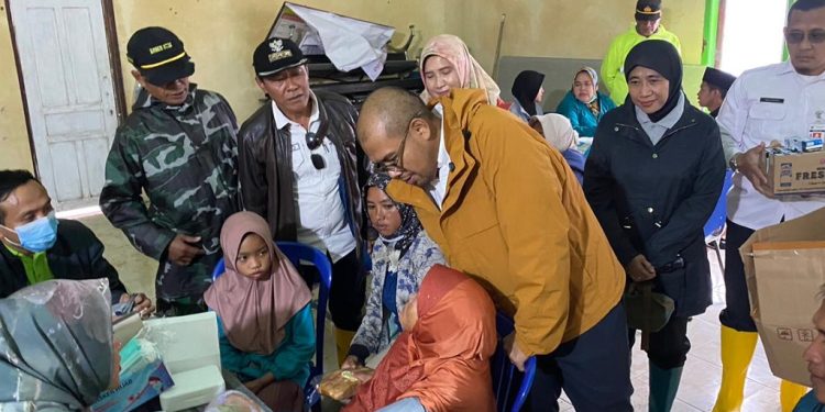 Bupati Batang Dorong Anak Terdampak Longsor Tetap Belajar Meski Sekolah Ditutup