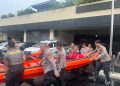 Polres Metro Bekasi Kota Distribusikan Bantuan Makanan untuk Korban Banjir