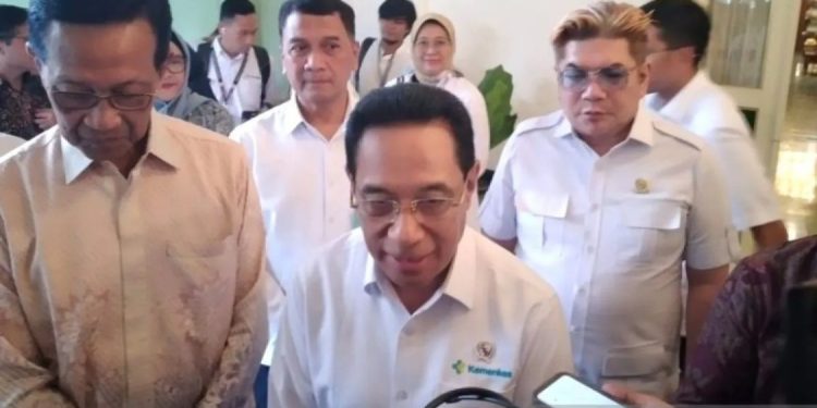 Wamenkes Benyamin Tegaskan Kasus Nipah Global Masih Terbatas, Skrining di Bandara Terus Berjalan