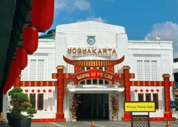 Jadwal Keberangkatan KRL Stasiun Tugu Hari ini