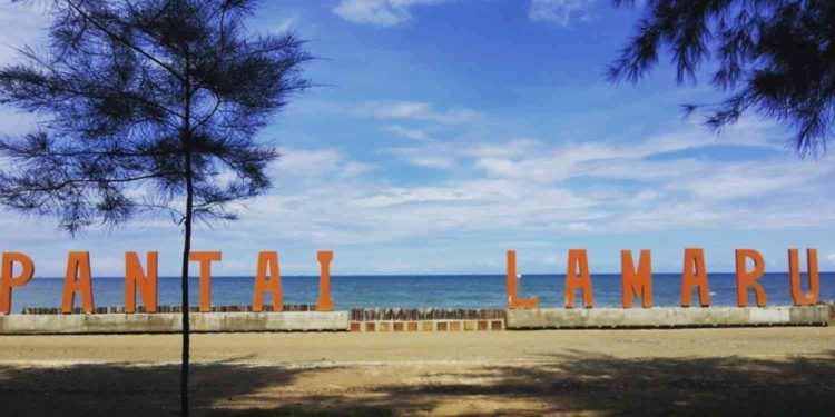Pantai Lamaru