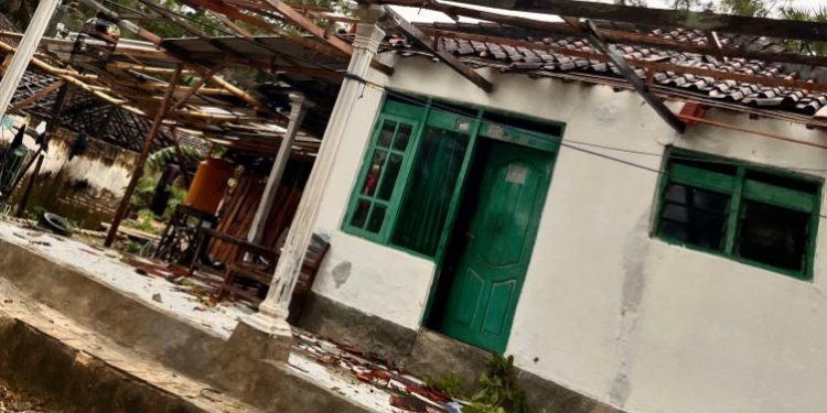 Angin Kencang Sebabkan Kerusakan di Desa Karduluk, Sumenep