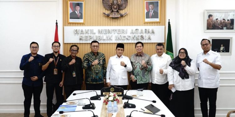 Wamenag Tegaskan Pentingnya Pernikahan Resmi untuk Perlindungan Hak