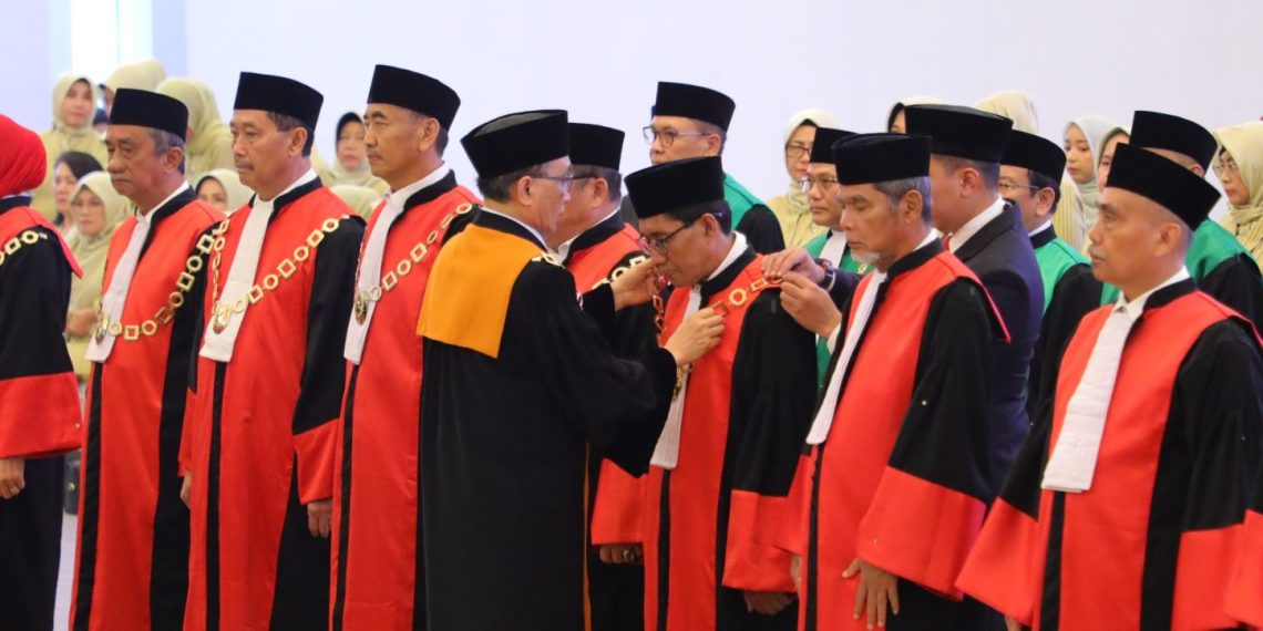 Ketua Mahkamah Agung Resmi Lantik 18 Ketua Pengadilan Tingkat Banding