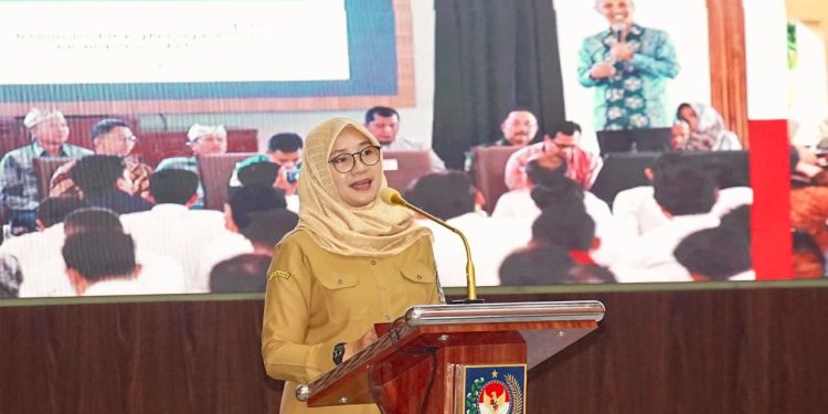 Bupati Banyuwangi Berbagi Pengalaman Digitalisasi Bansos di Tingkat Nasional