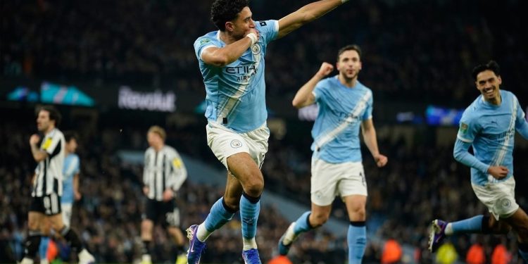 Manchester City Melaju ke Final Carabao Cup Hadapi Arsenal
