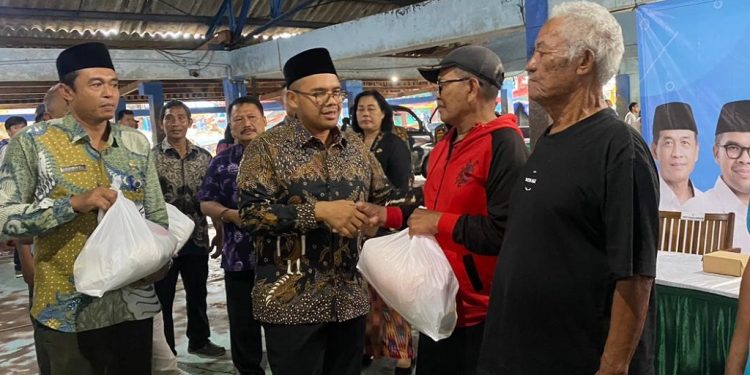 Pemkab Batang Distribusikan Bantuan Pangan untuk Nelayan Terdampak Cuaca Buruk