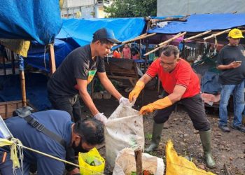 Ratusan ASN Belu Lakukan Aksi Bersih di Pasar Baru Atambua