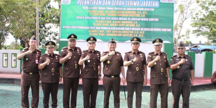 Kejaksaan Negeri Seruyan Lantik Tiga Pejabat Baru untuk Perkuat Struktur