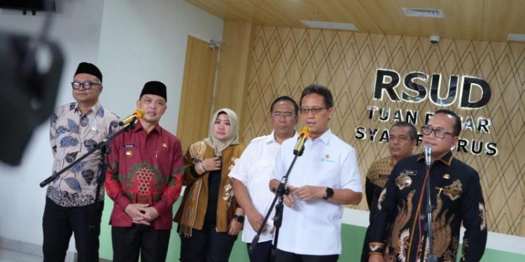 Menkes dan Gubernur Kalbar Pantau Progres Pembangunan RSUD di Kubu Raya