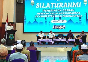 Pemkab Hulu Sungai Utara Berikan Penghargaan kepada Marbot dan Hibah Mobil untuk STAI RAKHA