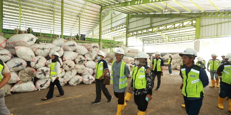 TPS3R Balak di Banyuwangi Kelola 84 Ton Sampah Harian untuk Ekonomi Sirkular
