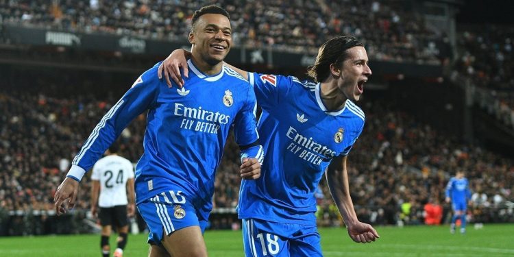 Real Madrid Dekati Barcelona Usai Kalahkan Valencia 2-0