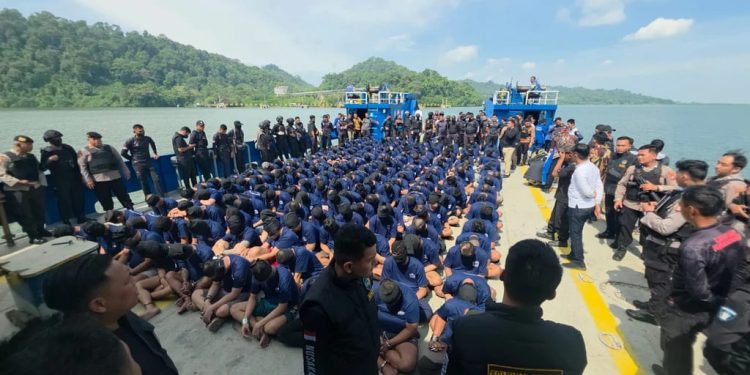 241 Narapidana Berisiko Tinggi Dipindahkan ke Nusakambangan