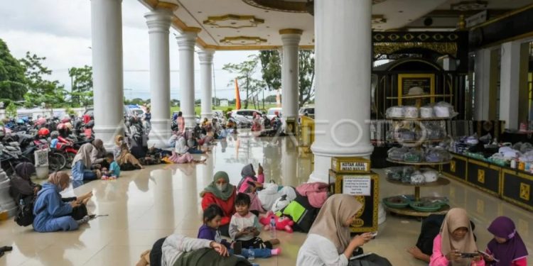 Menteri Agama Ajak Masjid Jadi Tempat Aman bagi Pemudik