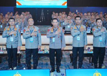 Kapolri Tegaskan Dukungan Polri Terhadap Program Pemerintah di Rapim