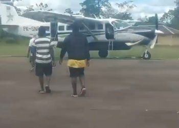 Pesawat Smart Air Ditembaki di Papua, Dua Pilot Jadi Korban