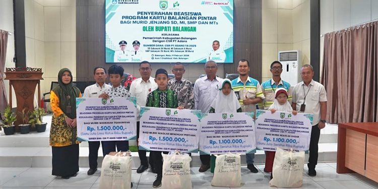 126 Pelajar di Balangan Terima Beasiswa dari Program Kartu Balangan Pintar