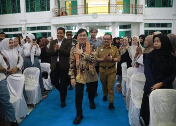 Yovie Widianto Dorong Mahasiswa Manfaatkan Teknologi dengan Tetap Menjaga Identitas