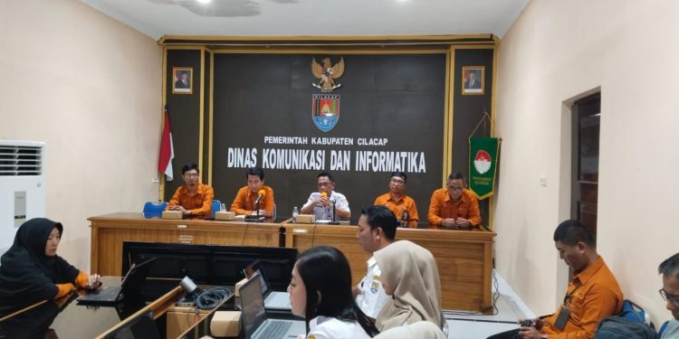 Diskominfo dan BPS Cilacap Selaraskan Data untuk Publikasi 2026