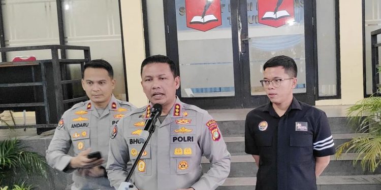 Pemeriksaan Bahar bin Smith oleh Polisi Masih Berlangsung