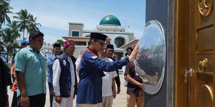Masjid Pantai Bali Diresmikan sebagai Destinasi Wisata Religi Baru