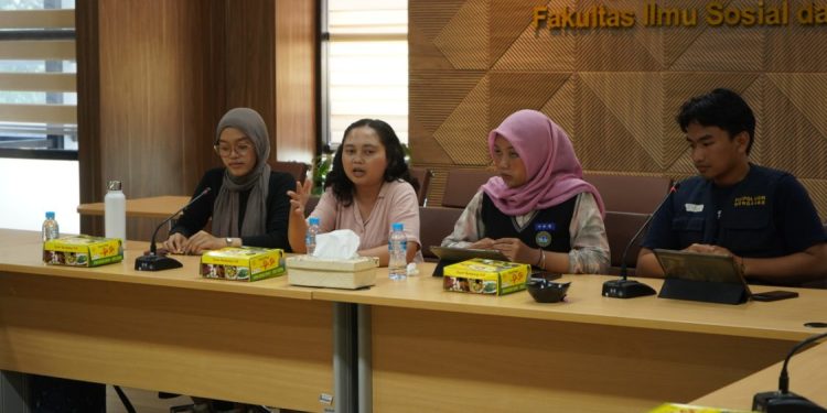 Mahasiswa UGM Berperan dalam Peningkatan Literasi dan Numerasi Anak Penyintas Bencana di Aceh
