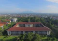 UGM Diganjar Penghargaan Universitas Terproduktif Kedua dalam Publikasi