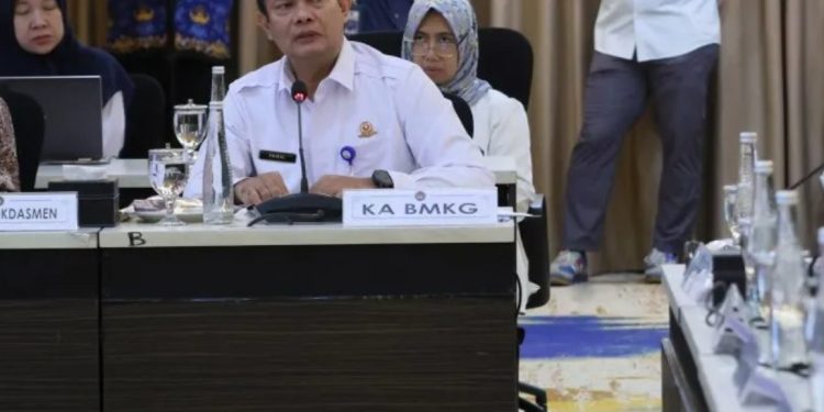 BMKG Prediksi Hujan Berpotensi Terjadi Selama Ramadan dan Idulfitri 2026