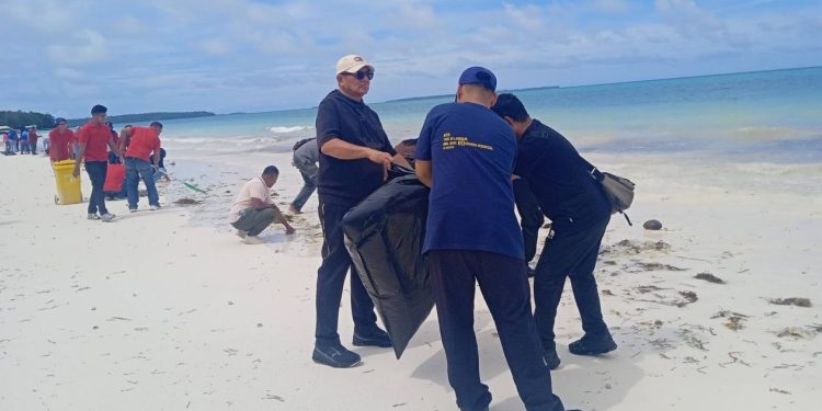 Pemkab Maluku Tenggara Laksanakan Kerja Bakti Rutin Setiap Jumat