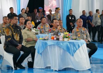 Kapolri Pantau Progres Pembangunan Jembatan Bailey di Sumatra Barat