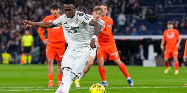 Real Madrid Unggul 4-1 atas Real Sociedad di Santiago Bernabeu