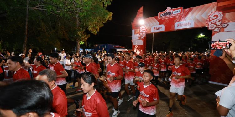 Ratusan Peserta Meriahkan Lari Malam di Banyuwangi, Pariwisata Semakin Aktif