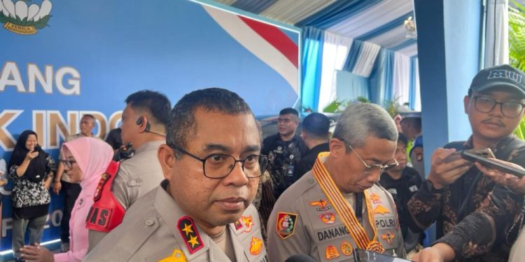 Kadiv Humas Polri Ungkap Hubungan D dengan Polwan yang Dititipkan Koper