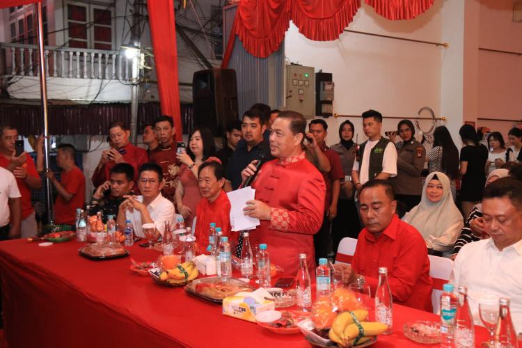 Gubernur dan Wakil Gubernur Kalbar Hadiri Perayaan Imlek 2577 di Pontianak