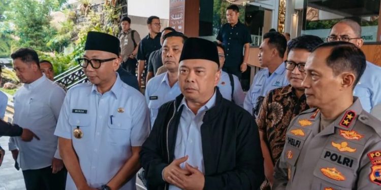 Pemerintah Siapkan Lima Rute Penyeberangan Laut untuk Memperlancar Arus Jawa-Sumatra