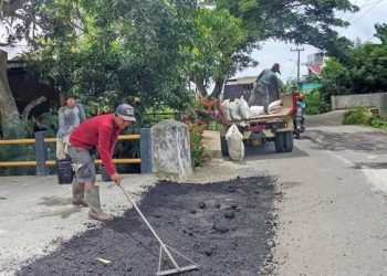 Pemkab Pinrang Lakukan Perbaikan Jalan Briptu Suherman untuk Tingkatkan Keselamatan