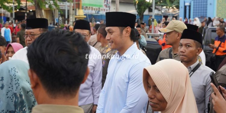 Bupati Tuban Serukan Kerukunan di Tengah Perbedaan Awal Ramadan 1447 H
