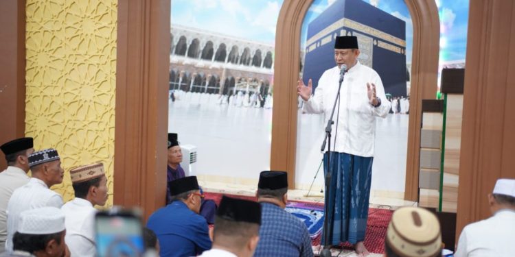 Gubernur Gorontalo Umumkan Tiga Kebijakan Strategis di Masjid Darul Arqam