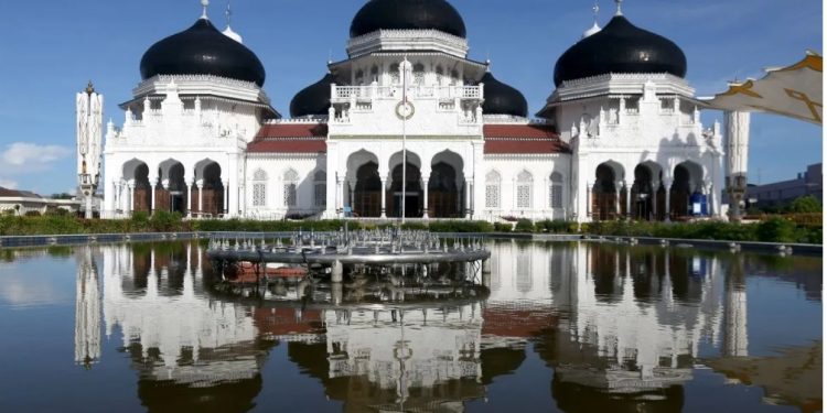 Peran Masjid dalam Memperkuat Kohesi Sosial di Indonesia