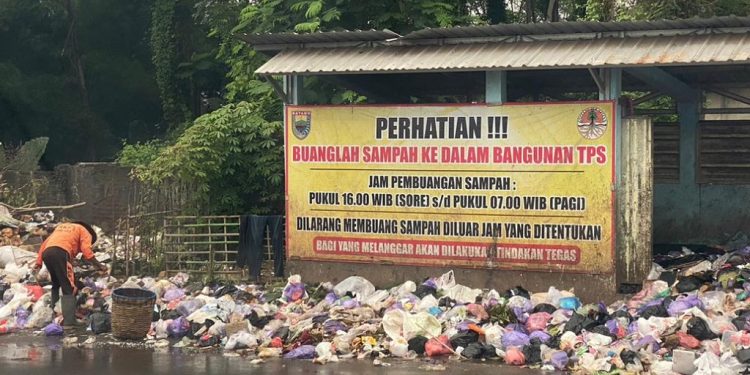 DLH Batang Imbau Warga Ubah Kebiasaan Buang Sampah
